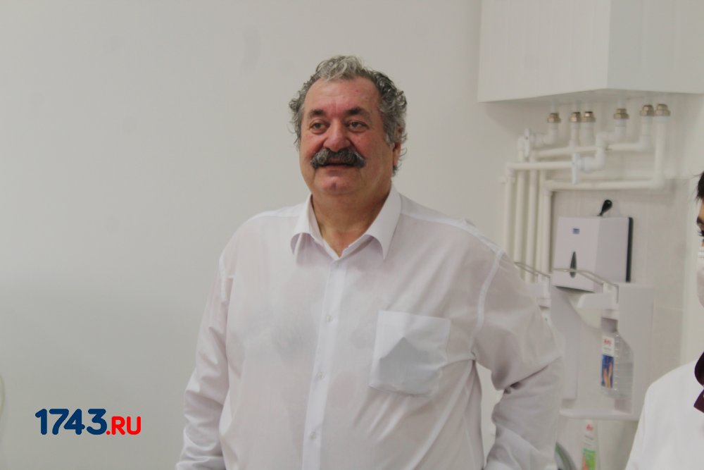 Главврач ОДКБ Салим Чолоян: новая «инфекционка» может начать принимать первых пациентов конце 2022 или в начале 2023 годов