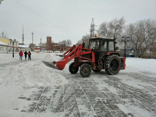 Новые спецмашины уже работают на дорогах Оренбурга