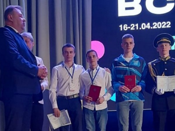 Двое школьников из Оренбуржья стали призерами Всероссийской олимпиады по физической культуре
