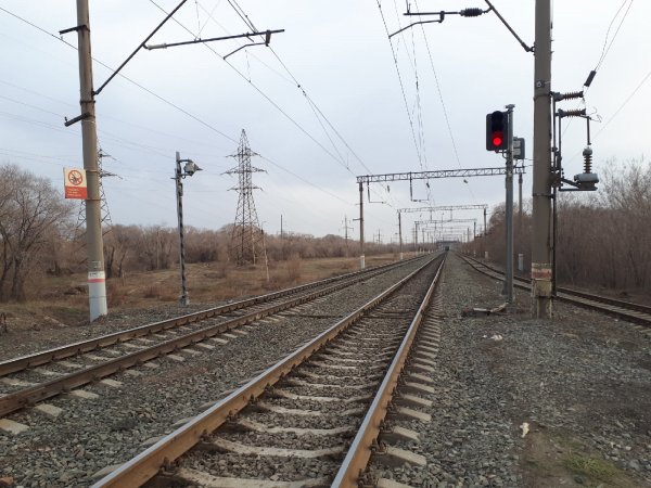 В Бузулукском районе работника дистанции пути сбил грузовой поезд
