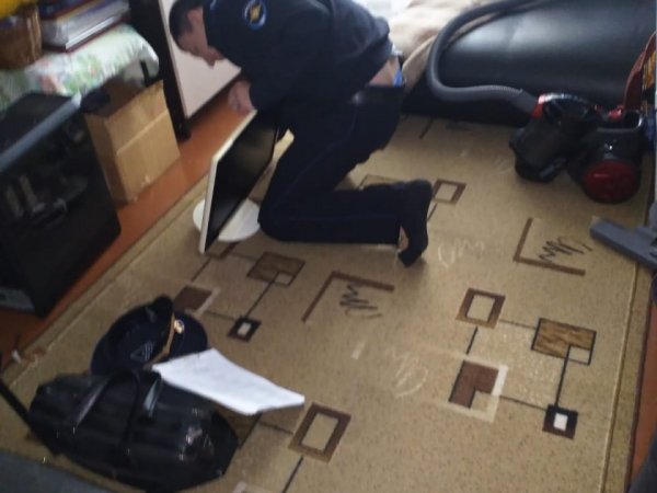 В Переволоцке вор украл монитор через окно квартиры