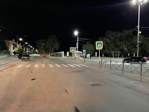 В Новотроицке автомобиль «Заз Шанс» сбил пешехода на зебре