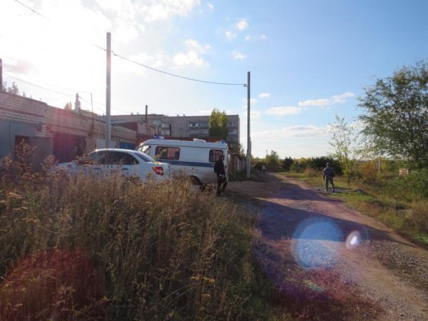 В Бугуруслане на женщину напали в гаражном массиве