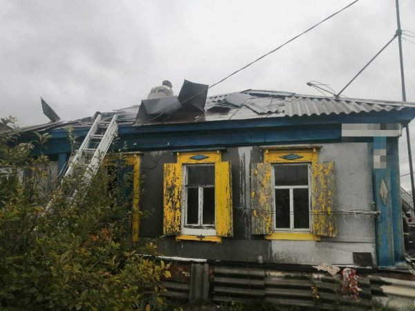 В Абдулино пожарные спасли женщину из горящего дома