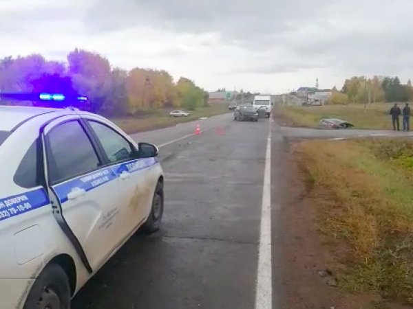 В Красногвардейском районе на встречке столкнулись «Лада Веста» и «Лада Гранта»