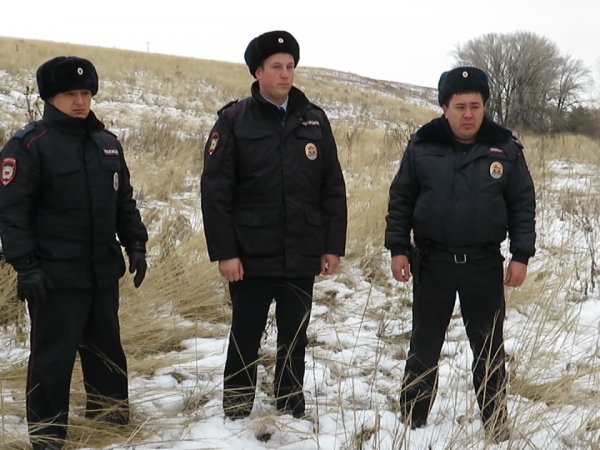 В Тоцком районе полицейские спасли пенсионера от переохлаждения
