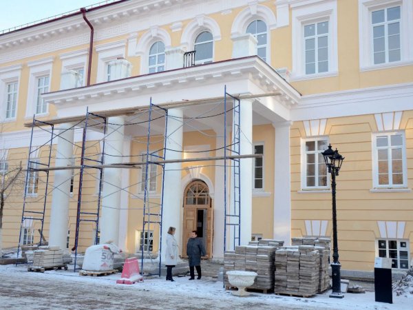Капремонт физико-математического лицея на улице Советской планируют завершить до конца года