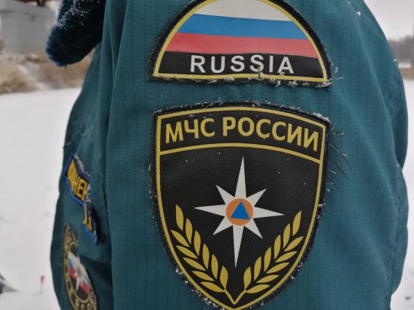 В дачных Дубках Оренбурга сгорел строительный вагончик