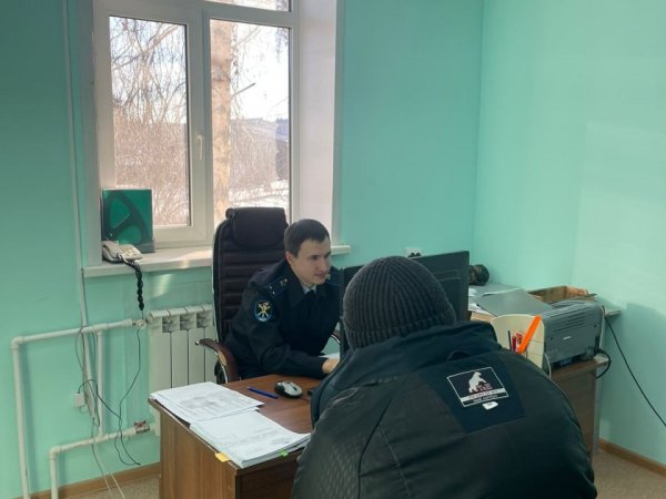 Неизвестный проник в бухгалтерию ОАО «Переволоцкий элеватор» и украл деньги