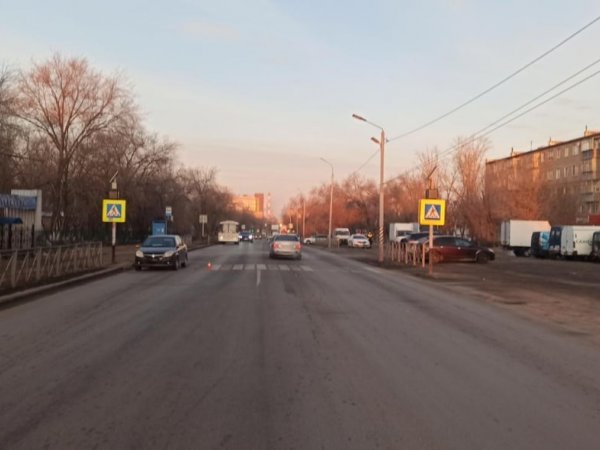 В Оренбурге на пешеходном переходите сбили 17-летнего парня