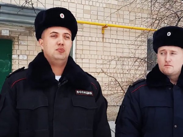 Сломался замок: полицейские Гая помогли пенсионерке, запертой в квартире