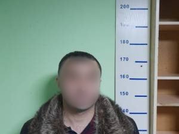 На пункте пропуска Маштаково задержали мужчину, находящегося в федеральном розыске