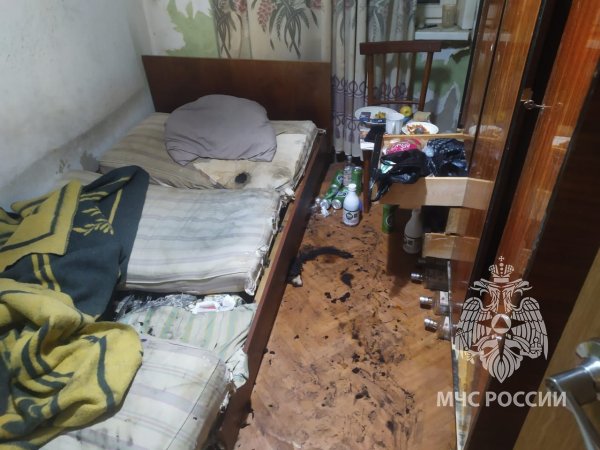 В Новотроицке из-за сигареты едва не сгорела квартира