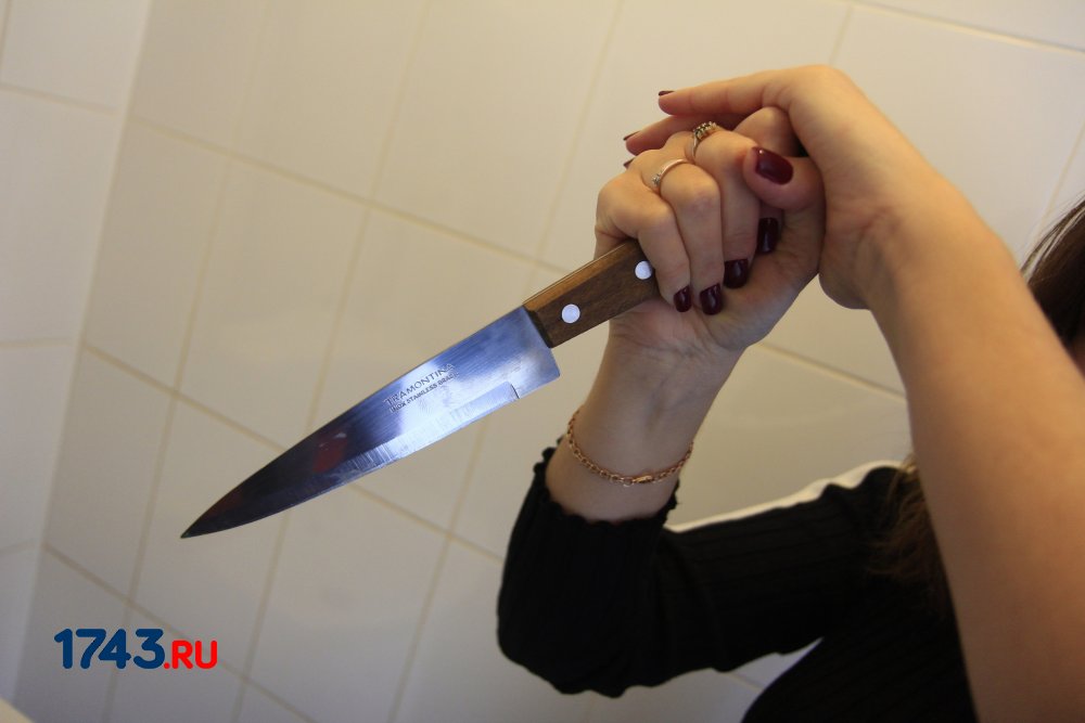 На проезде Коммунаров оренбурженка едва не убила возлюбленного