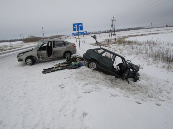 2 водителя и пассажир получили травмы в ДТП под Сорочинском