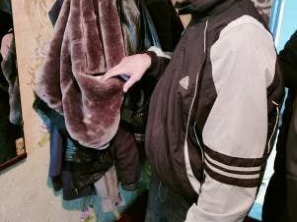 У жителя Переволоцкого района украли деньги во время сна