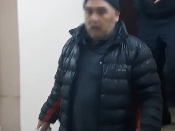 В Акбулакском районе задержали гражданина Р. Киргизия, подозреваемого в мошенничестве