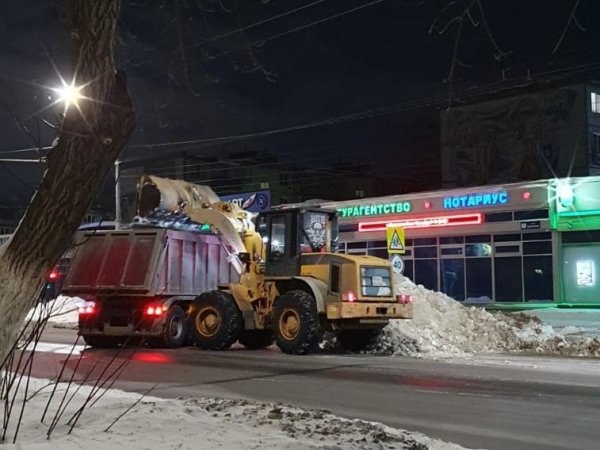 Из Южного округа Оренбурга коммунальщики вывезли свыше 4000 кубометров снега