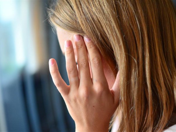 В Новотроицке бывший зэк изнасиловал 19-летнюю девушку
