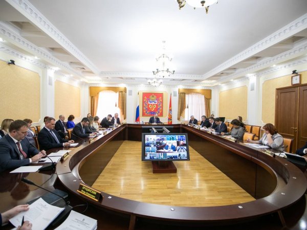 Медики, работающие в селах Оренбуржья, будут получать дополнительные соцвыплаты