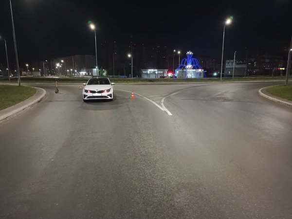 В Оренбурге сбили подростка на электросамокате