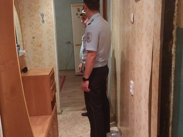 Орчанин убил своего собутыльника и попросил соседей вызвать полицию