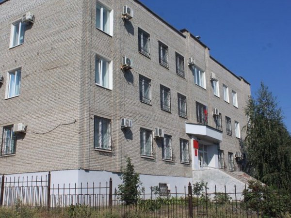 Новотройчанин отсудил у предпринимателя 300 000 рублей за скользкий пол