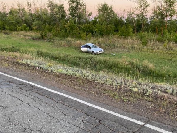В Ташлинском районе перевернулся ВАЗ