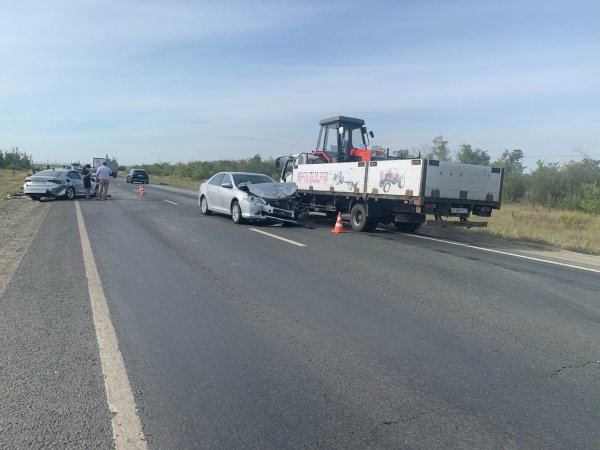 1 человек погиб, четверо пострадали в ДТП в районе Соль-Илецка