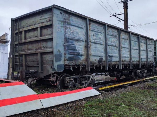 В Гайском районе два вагона с подъездного пути ушли в тупик