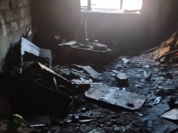В Новотроицке из горящего дома спасли 8 человек