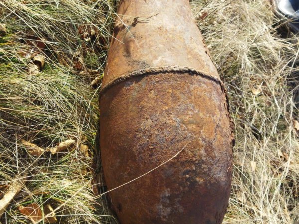 Оренбуржец нашёл в поле авиационную бомбу