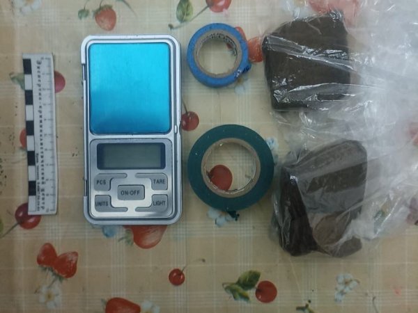 В Орске задержали 21-летнего парня, который планировал сбыть наркотики через «закладки»