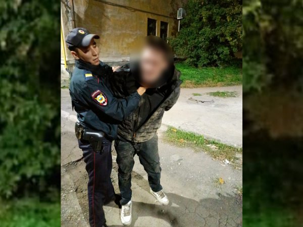 Жительницу Новотроицка ограбили прямо у неё в квартире