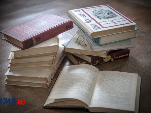 Транспортный прокурор Оренбурга вмешался в ситуацию с обеспечением студентов учебниками