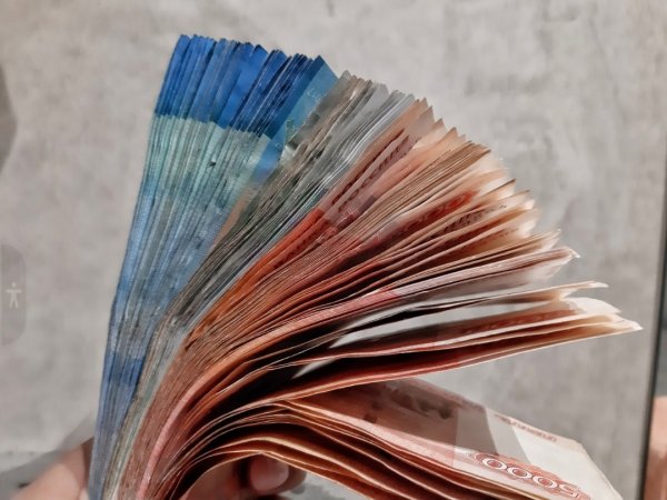 Житель Кувандыка «подарил» мошенникам больше 500 000 рублей