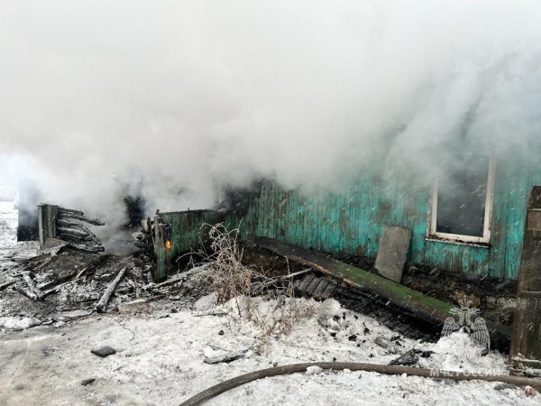 2 человека погибли во время пожара в селе Секретарка Северного района