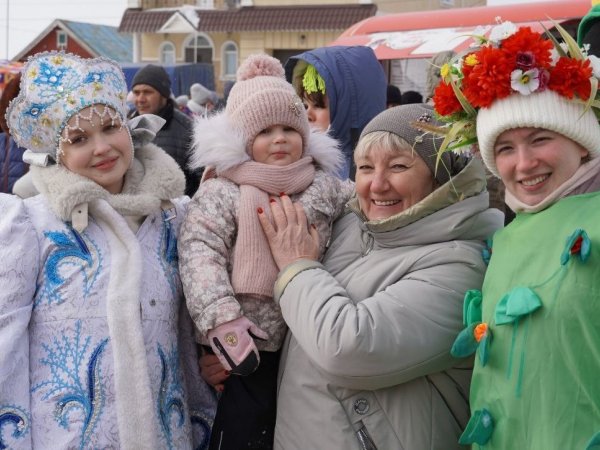 В Оренбурге прошли масленичные гуляния