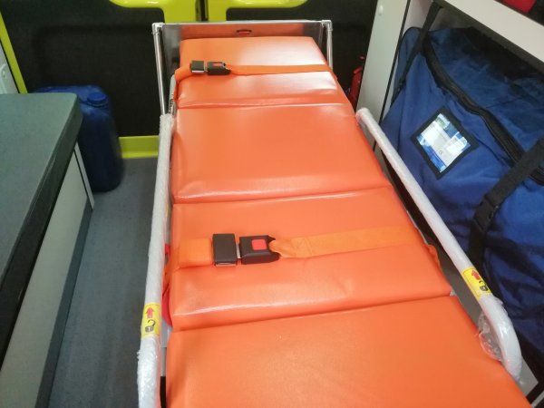 В Гае 2-летний мальчик угодил в ведро с кипятком