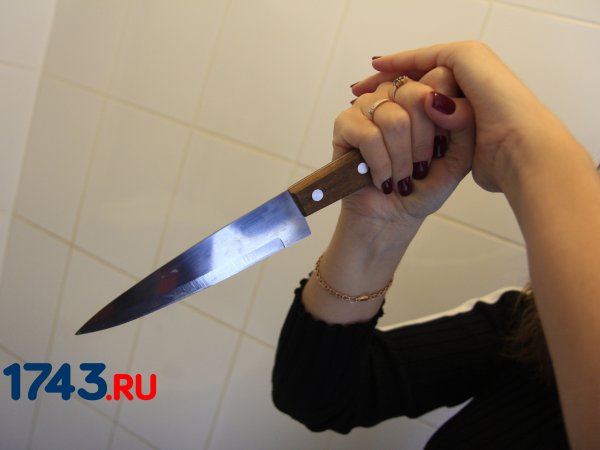 В Оренбурге задержана подозреваемая в нападении с ножом на сожителя