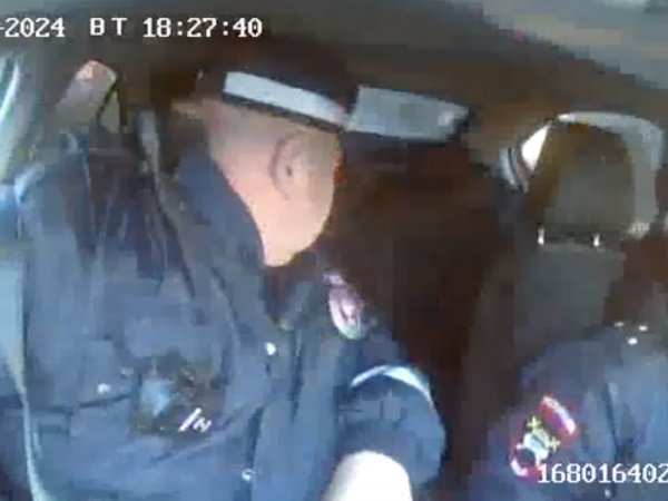 Сотрудники ДПС Бугуруслана спасли ребенка от удушья