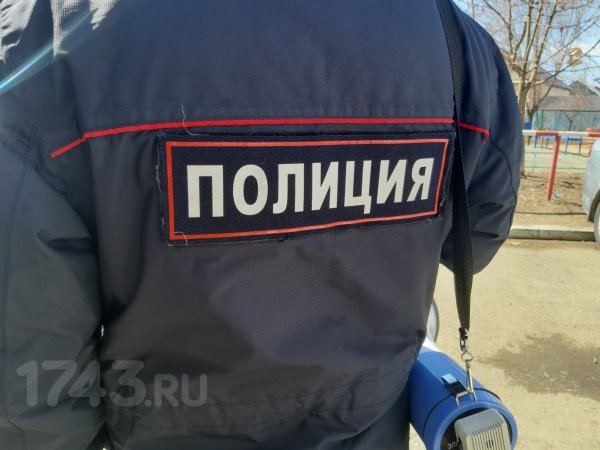 Полиция: в Орске пенсионер украл «Айфон»