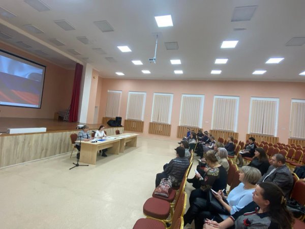 В Медногорской школе сотрудники ГИТ провели круглый стол