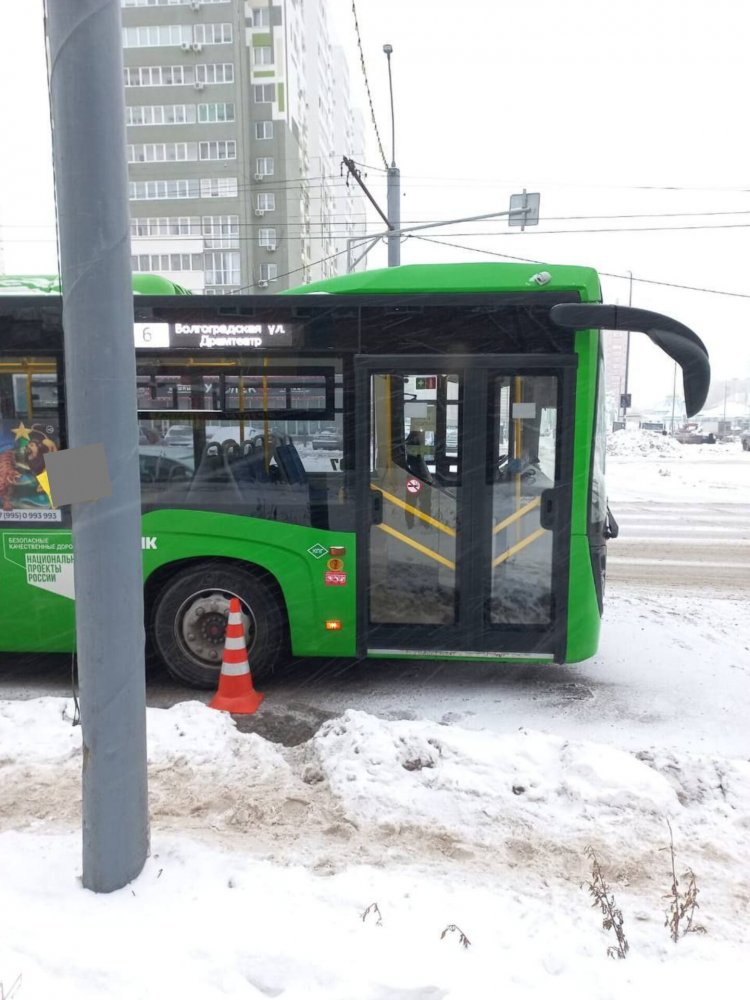 В Оренбурге автобус сбил женщину