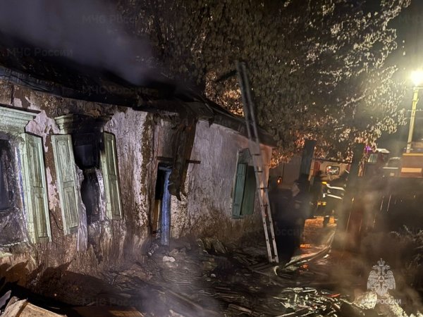 При пожаре в Дедуровке погиб житель Оренбургского района