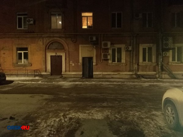 СМИ: В Орска в доме на пр. Мира убили человека