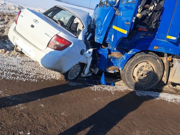 В Бузулукском районе в ДТП с КамАЗом погиб человек