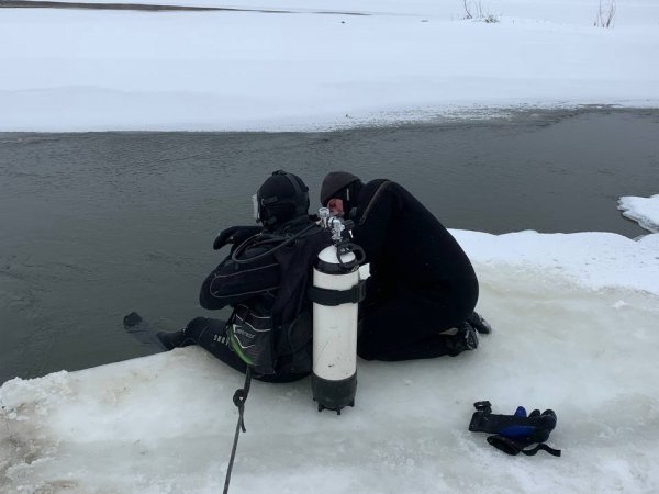 В Оренбурге на реке Урал водолазы ищут предположительно утонувшего мужчину