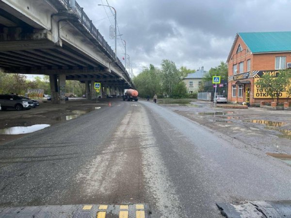 В Оренбурге «Тойота» сбила девушку на «зебре»