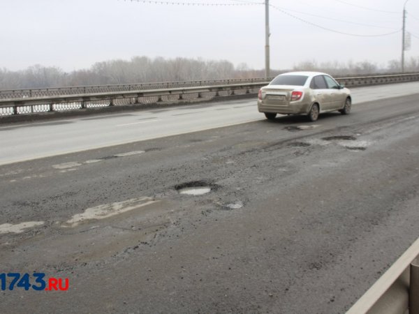 В Оренбурге проведут диагностику состояния автомобильного моста через Урал